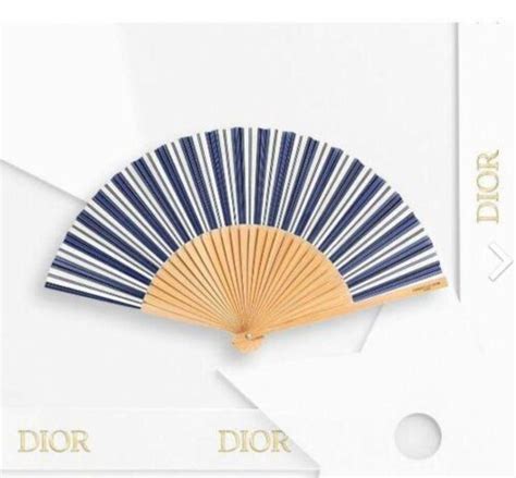 126 results for christian dior folding fan 